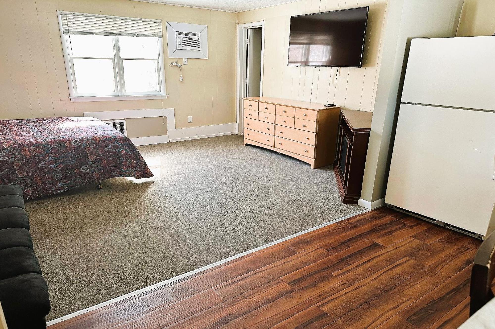 Love Hotels Timberline By Oyo Lake Superior アイアンウッド エクステリア 写真